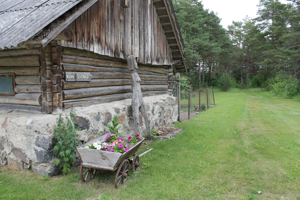 Maenni Summerhouse Kassari Szoba fotó