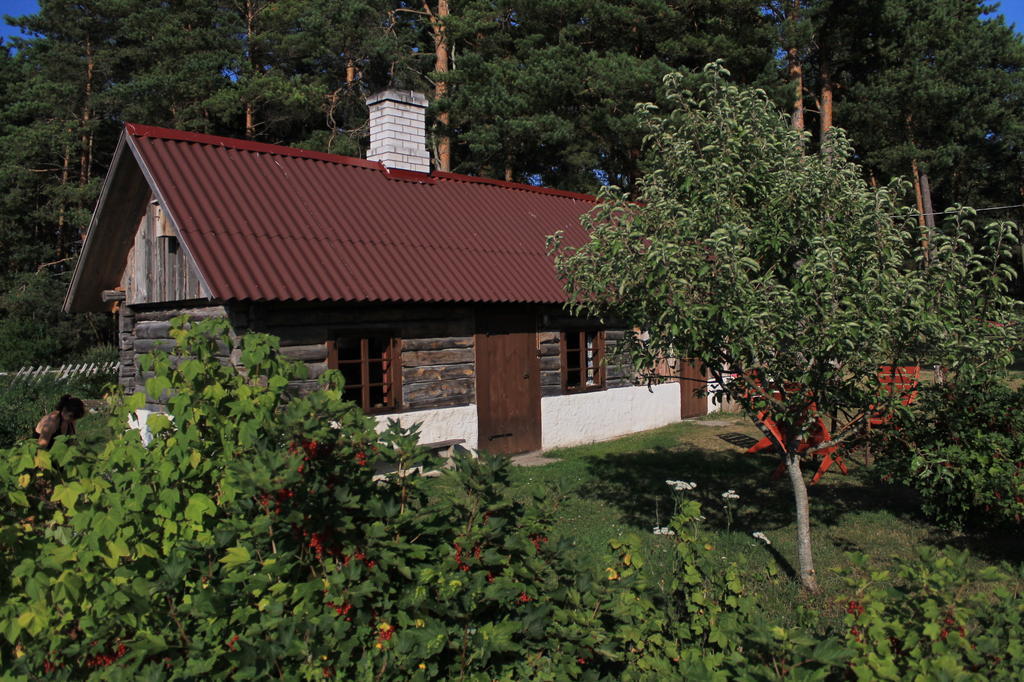 Maenni Summerhouse Kassari Szoba fotó